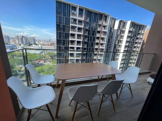 Sims Urban Oasis Condominium Room Rental, $1,400, 1 Bed 1 Bath 150 sqft $9.33 psf
