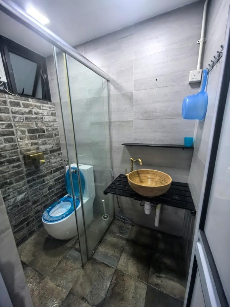 Textile Centre Apartment Room Rental, $1,568, 1 Bed 1 Bath 180 sqft $8.71 psf