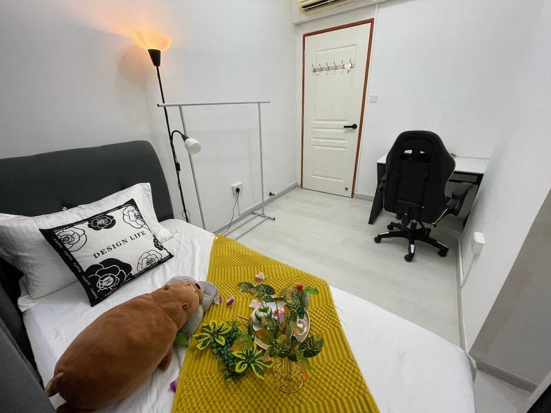 Textile Centre Apartment Room Rental, $1,568, 1 Bed 1 Bath 180 sqft $8.71 psf