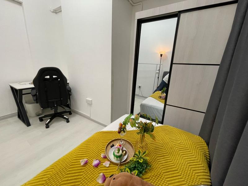 Textile Centre Apartment Room Rental, $1,568, 1 Bed 1 Bath 180 sqft $8.71 psf