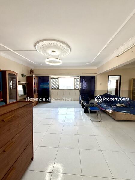 Prop-GPT: HDB Flat: D23 Bukit Batok 203 Bukit Batok Street 21