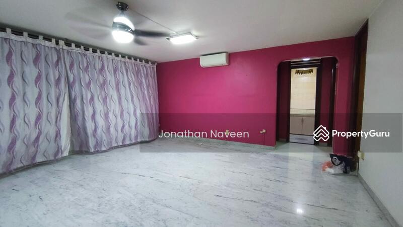 Prop-GPT: HDB Flat: D27 Yishun 250 Yishun Avenue 9