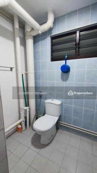 250 Yishun Avenue 9