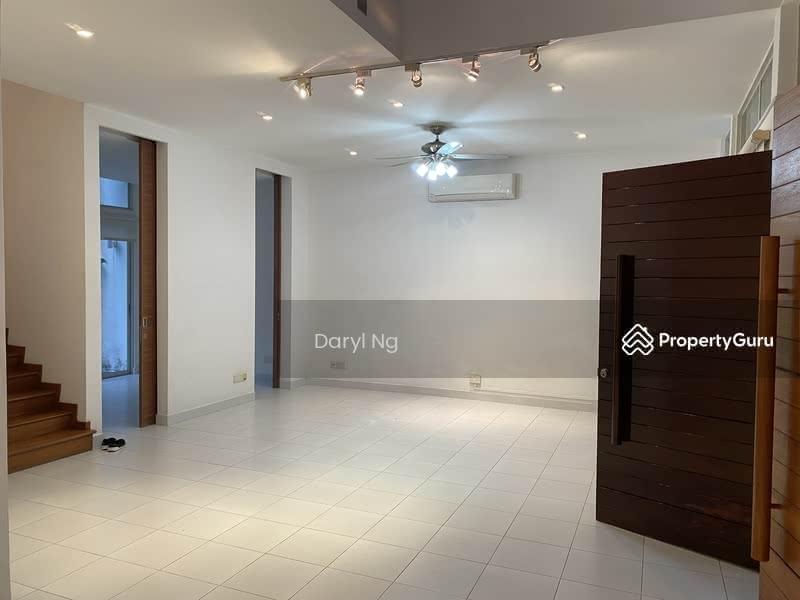 Prop-GPT: Semi-Detached: D10  Duchess Road