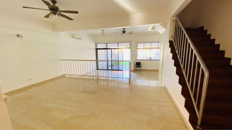 Prop-GPT: Terrace: D15 Joo Chiat 284 JOO CHIAT PLACE