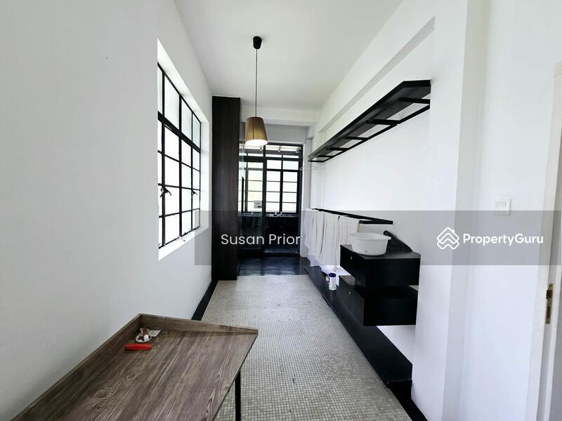 Tiong Bahru 5 Mins to MRT RARE PENTHOUSE