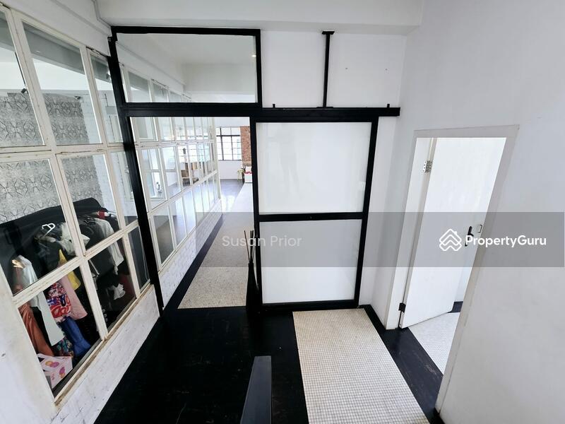 Tiong Bahru 5 Mins to MRT RARE PENTHOUSE