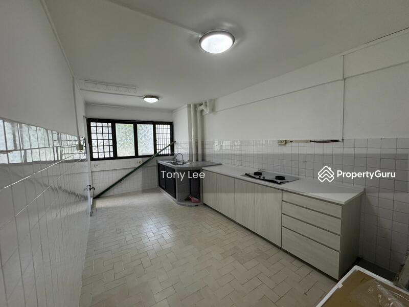 220 Yishun Street 21