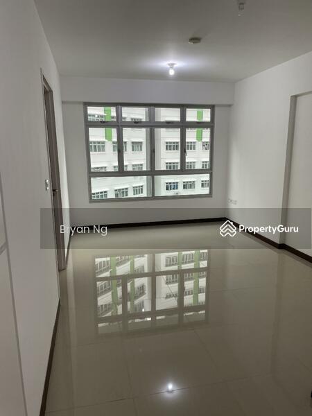 Prop-GPT: HDB Flat: D25 Kranji 182A Marsiling Greenview