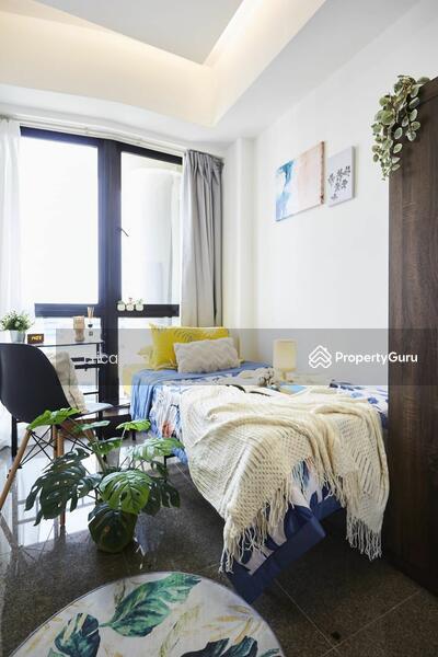 Prop-GPT: Condominium: D18 Tampines Eastpoint Green