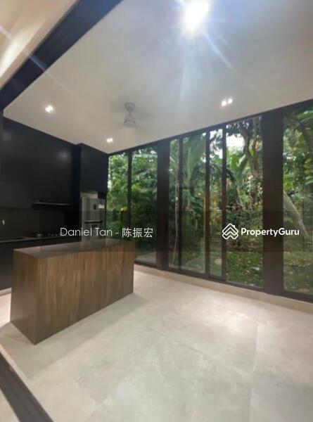  5 BEDROOMS  NEWLY RENOVATED OPEN KITCHEN  PRESTIGE D11