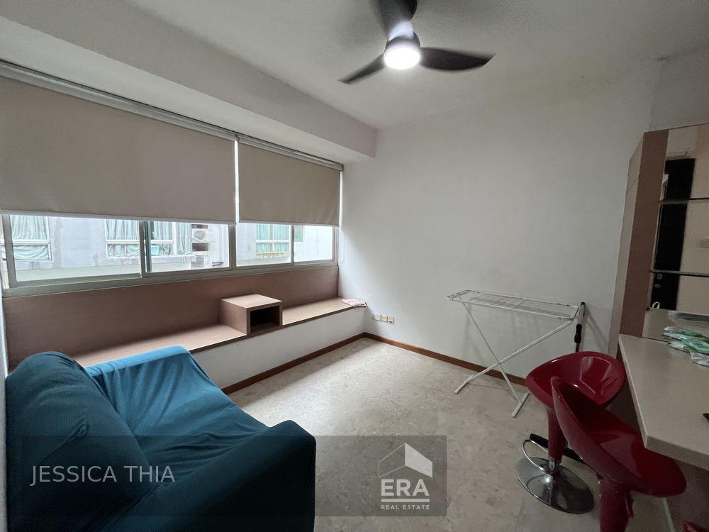Mackenzie 138, 1 Rm, 1 Hall, 1 Store, Dist 9, Little India Mrt