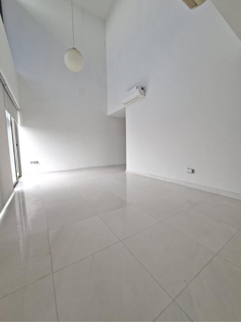 3 Study with private pool Penthse Condominium For Rent, $11,999, 4 Bed 4 Bath 3,200 sqft $3.75 psf