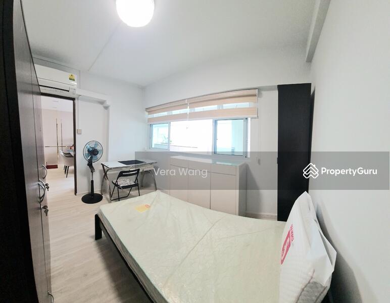 340 Jurong East Avenue 1