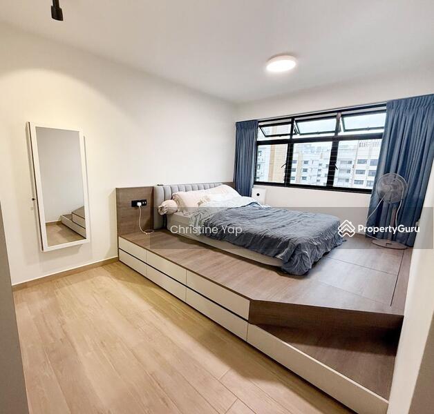 Prop-GPT: HDB Flat: D28 Seletar 458A Sengkang West Road