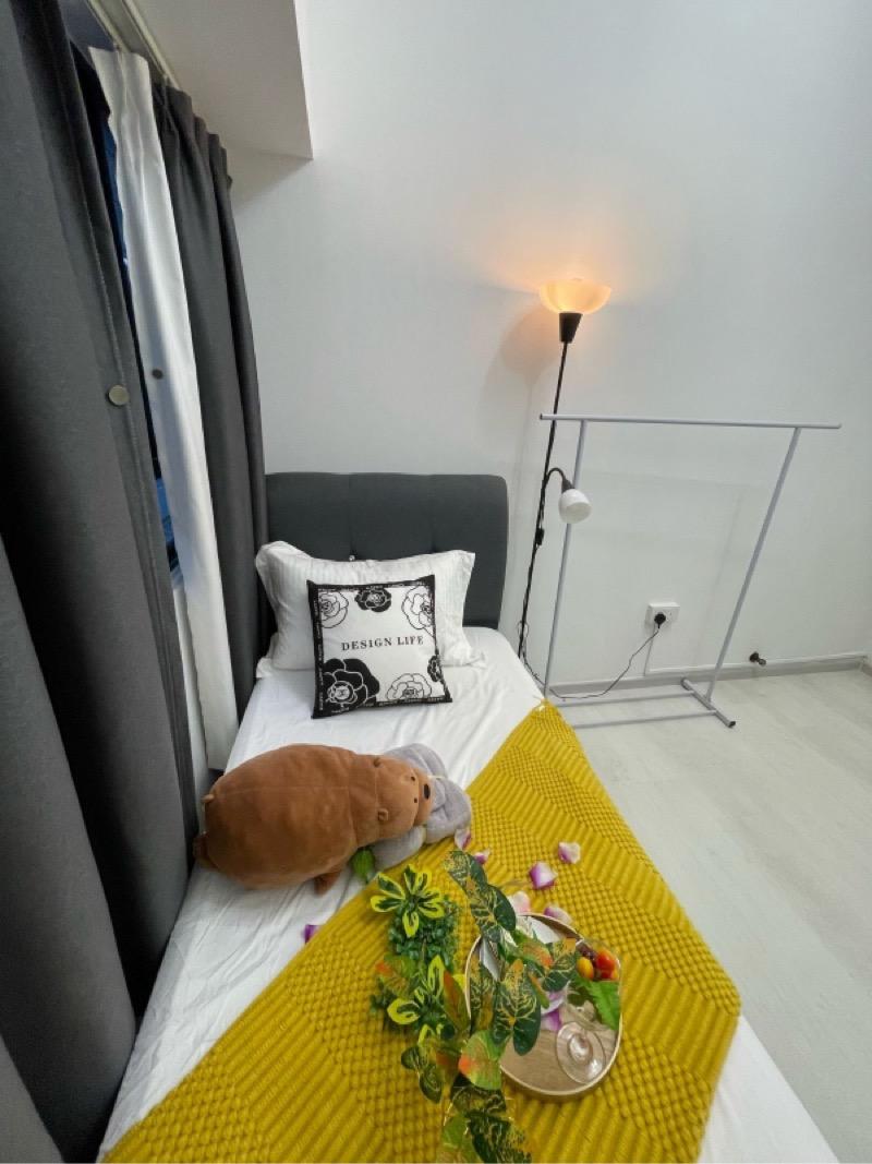 Textile Centre Apartment Room Rental, $1,468, 1 Bed 1 Bath 180 sqft $8.16 psf