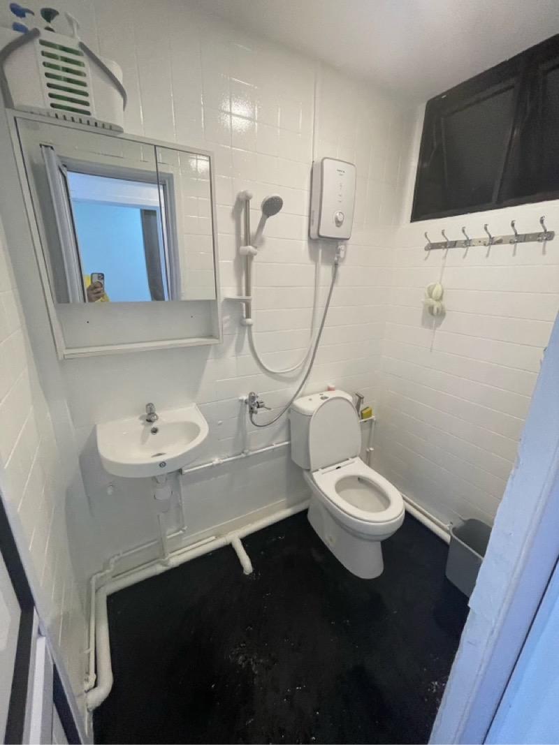 Textile Centre Apartment Room Rental, $1,194, 1 Bed 1 Bath 160 sqft $7.46 psf