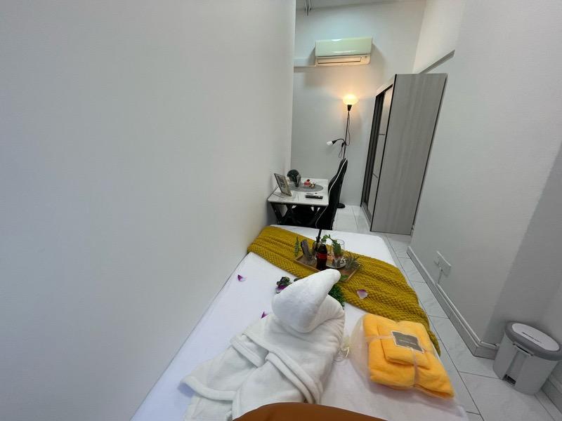 Textile Centre Apartment Room Rental, $1,368, 1 Bed 1 Bath 160 sqft $8.55 psf