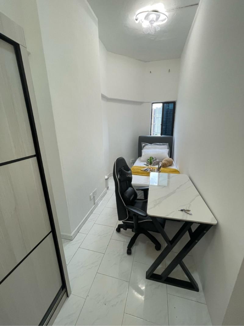 Textile Centre Apartment Room Rental, $1,368, 1 Bed 1 Bath 160 sqft $8.55 psf