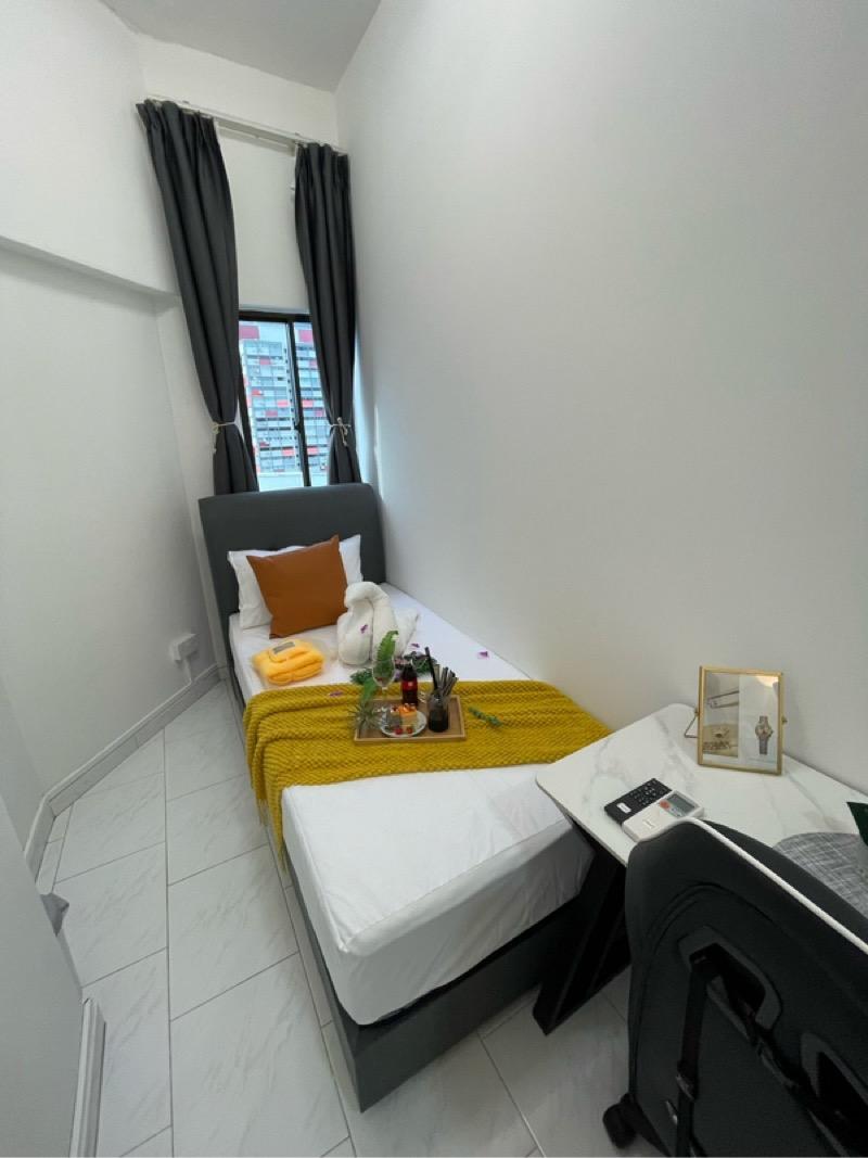 Textile Centre Apartment Room Rental, $1,368, 1 Bed 1 Bath 160 sqft $8.55 psf
