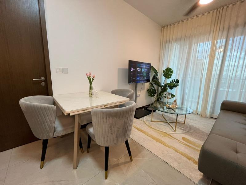 NORMANTON PARK Apartment For Rent, $3,900, 1 Bed 1 Bath 517 sqft $7.54 psf