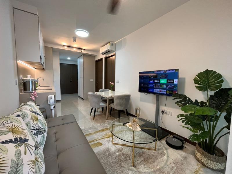 NORMANTON PARK Apartment For Rent, $3,900, 1 Bed 1 Bath 517 sqft $7.54 psf