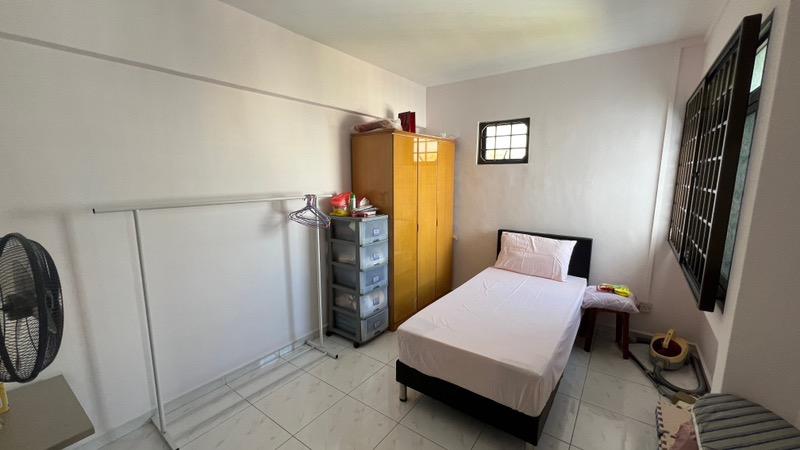 502 Jelapang Road HDB Apartment Room Rental, $800, 1 Bed 1 Bath 107 sqft $7.48 psf