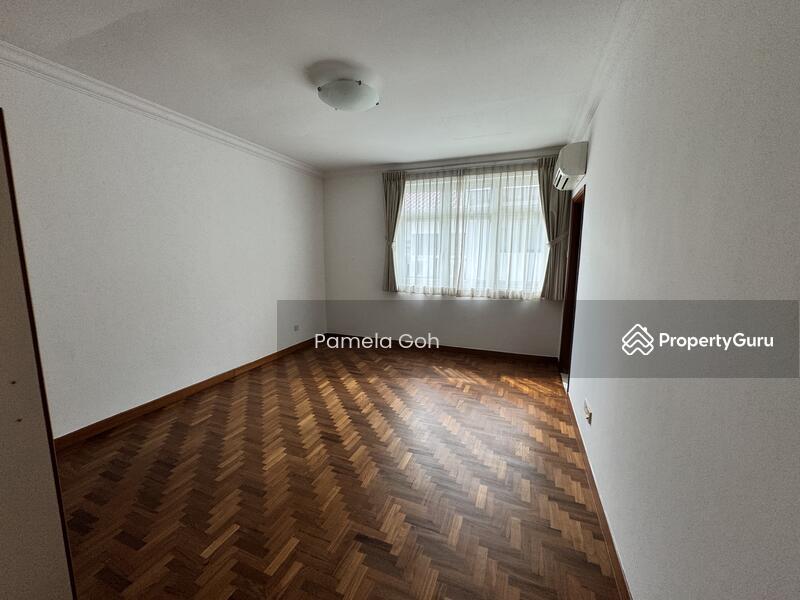 One Tree Hill Landed for Rent