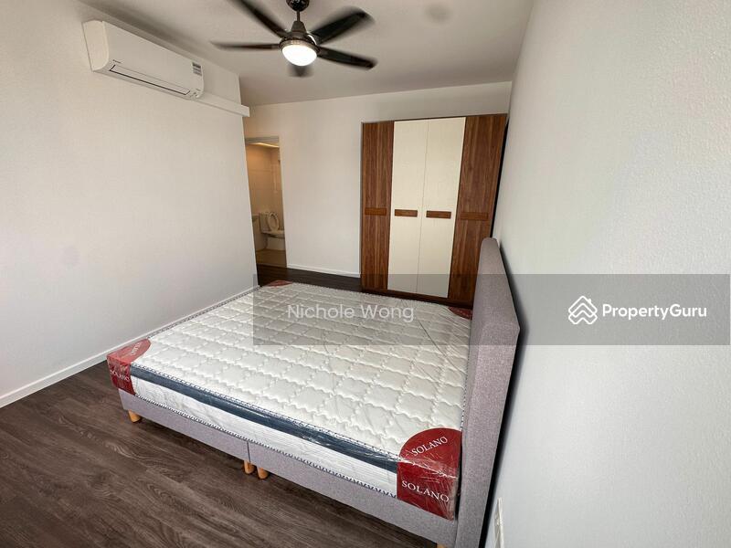 Prop-GPT: HDB Flat: D23 Bukit Batok 293A Bukit Batok Street 21