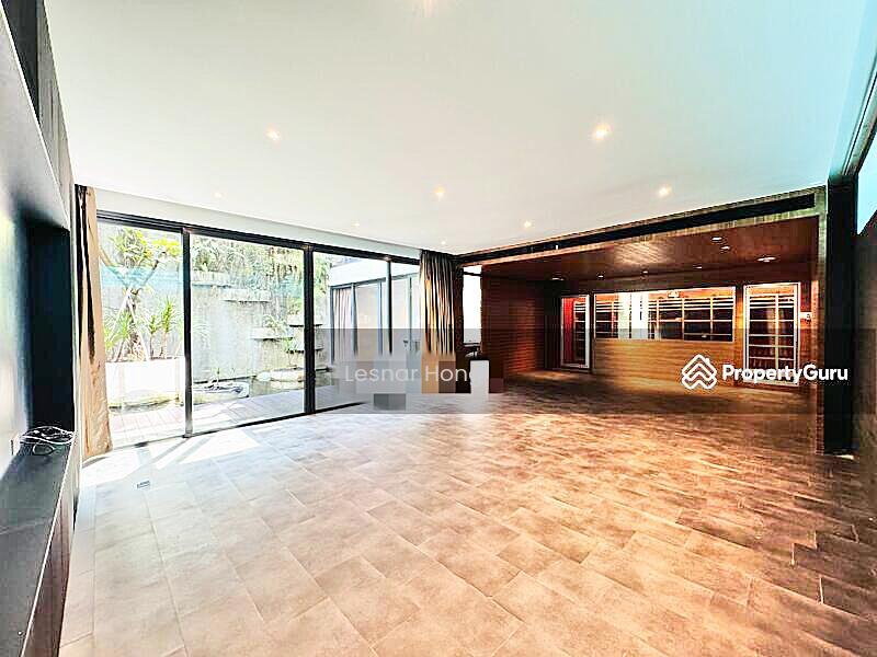 Good Class Bungalow at Dalvey Estate
