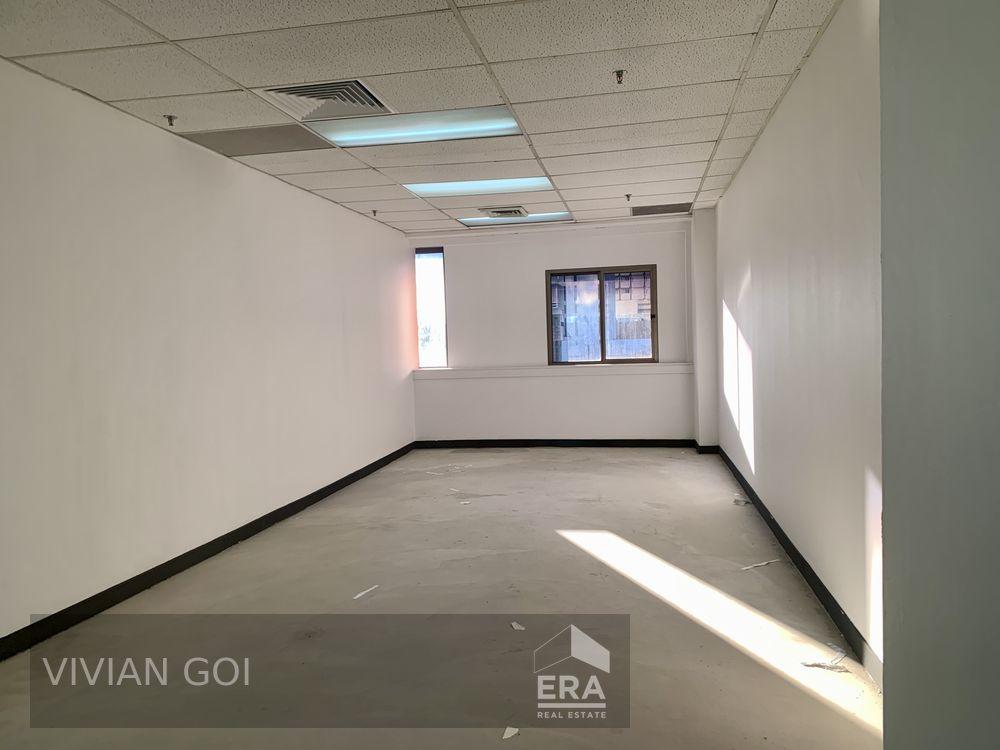 Shop Space at International Building Suit Beauty Trade