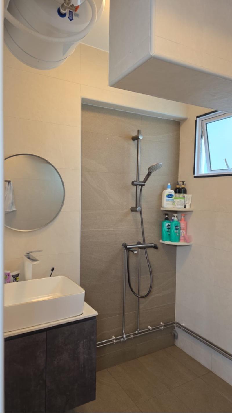 410 Pandan Gardens HDB Apartment For Rent, $1,000, 1 Bed 1 Bath 107 sqft $9.35 psf