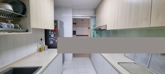 194B Bukit Batok West Avenue 6 HDB Apartment Room Rental, $1,500, 1 Bed 1 Bath 200 sqft $7.50 psf