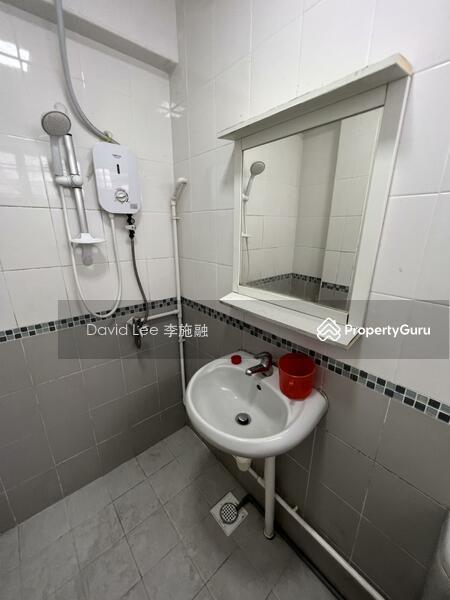 729 Yishun Street 71