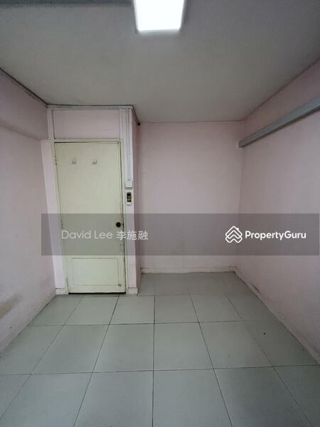 729 Yishun Street 71