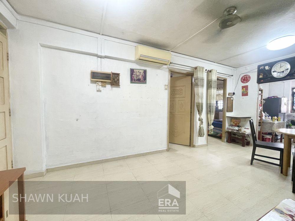 Fully Furnished. Ready to Move In. Mins Walk to Queenstown Mrt