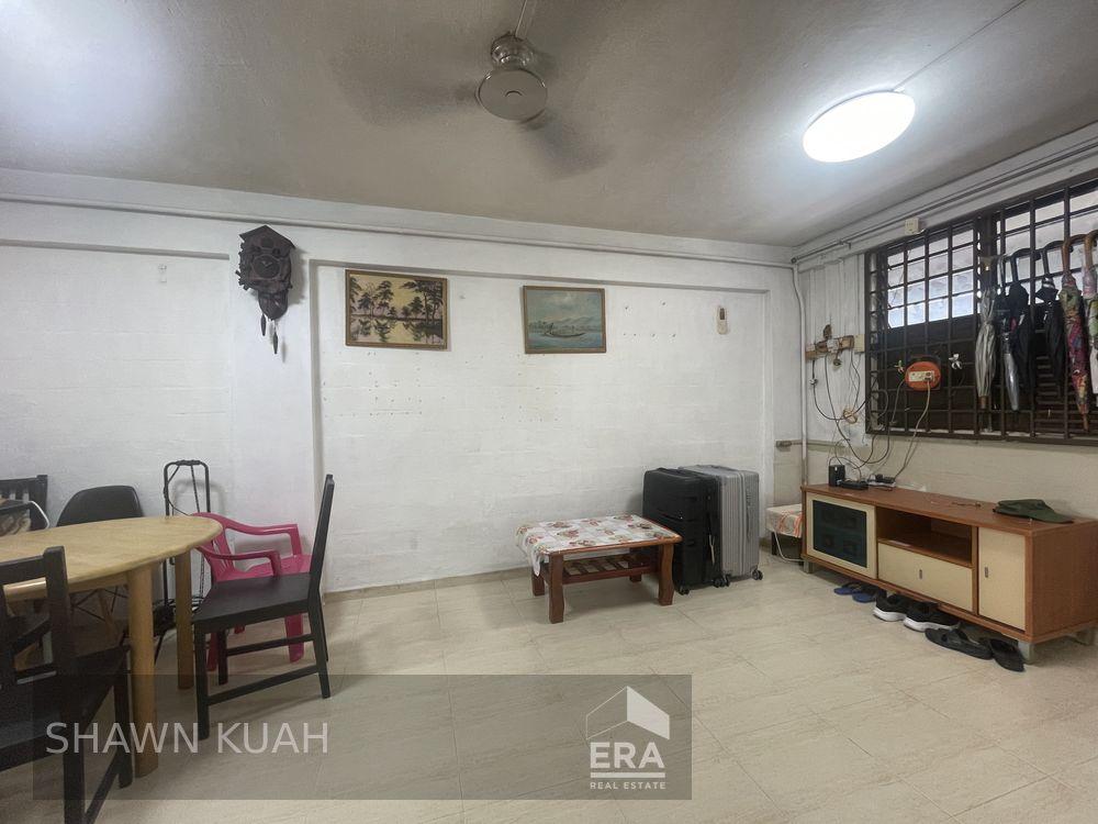 Fully Furnished. Ready to Move In. Mins Walk to Queenstown Mrt
