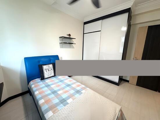 Orchid Park Condominium Condominium For Rent, $4,000, 3 Bed 2 Bath 1,141 sqft $3.51 psf