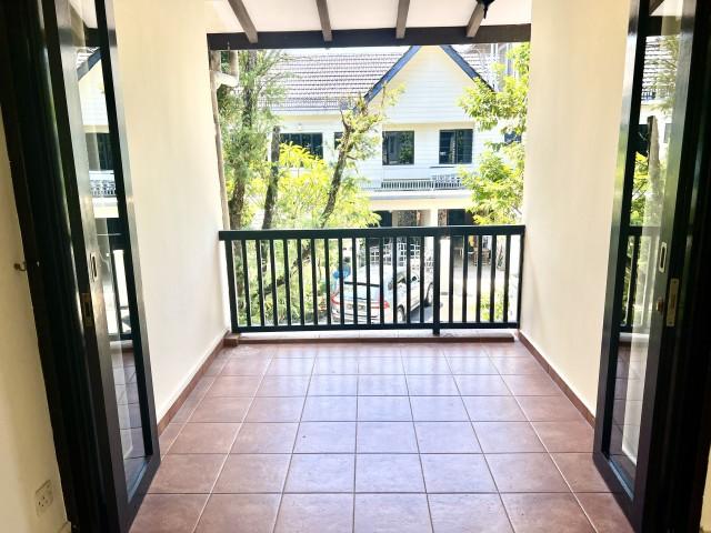 Hoover Park Terraced House For Rent, $8,000, 4 Bed 4 Bath 3,000 sqft $4.00 psf