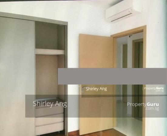 Eight Courtyards Condominium Room Rental, $1,000, 1 Bed 1 Bath 100 sqft $10.00 psf