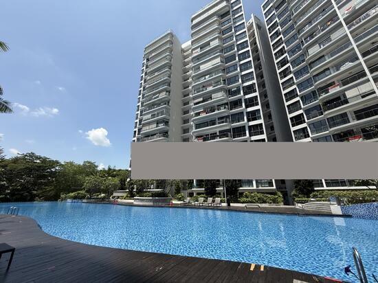 Prop-GPT: Condominium: D19  Sengkang Master Room Rental with Full Condo Facilities | Private Bathroom, Move-in Ready