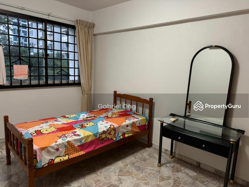 Prop-GPT: HDB Flat: D27 Yishun 419 Yishun Avenue 11