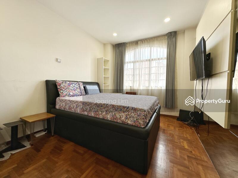 Prop-GPT: Semi-Detached: D05  Chwee Chian View