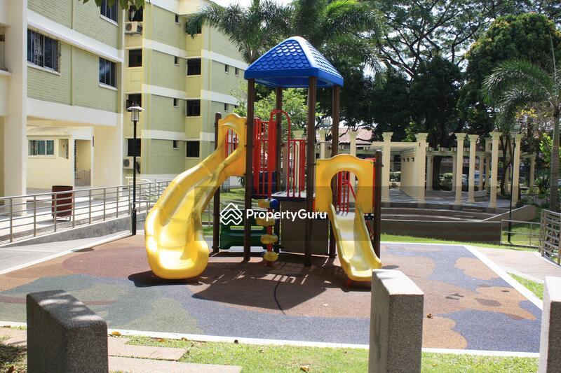 710 Yishun Avenue 5