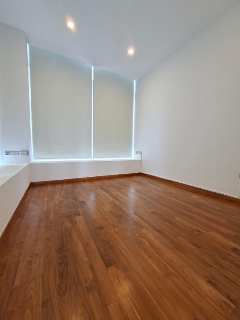 3rms   Study penthouse with PTE POOL Condominium For Rent, $11,999, 4 Bed 4 Bath 3,200 sqft $3.75 psf