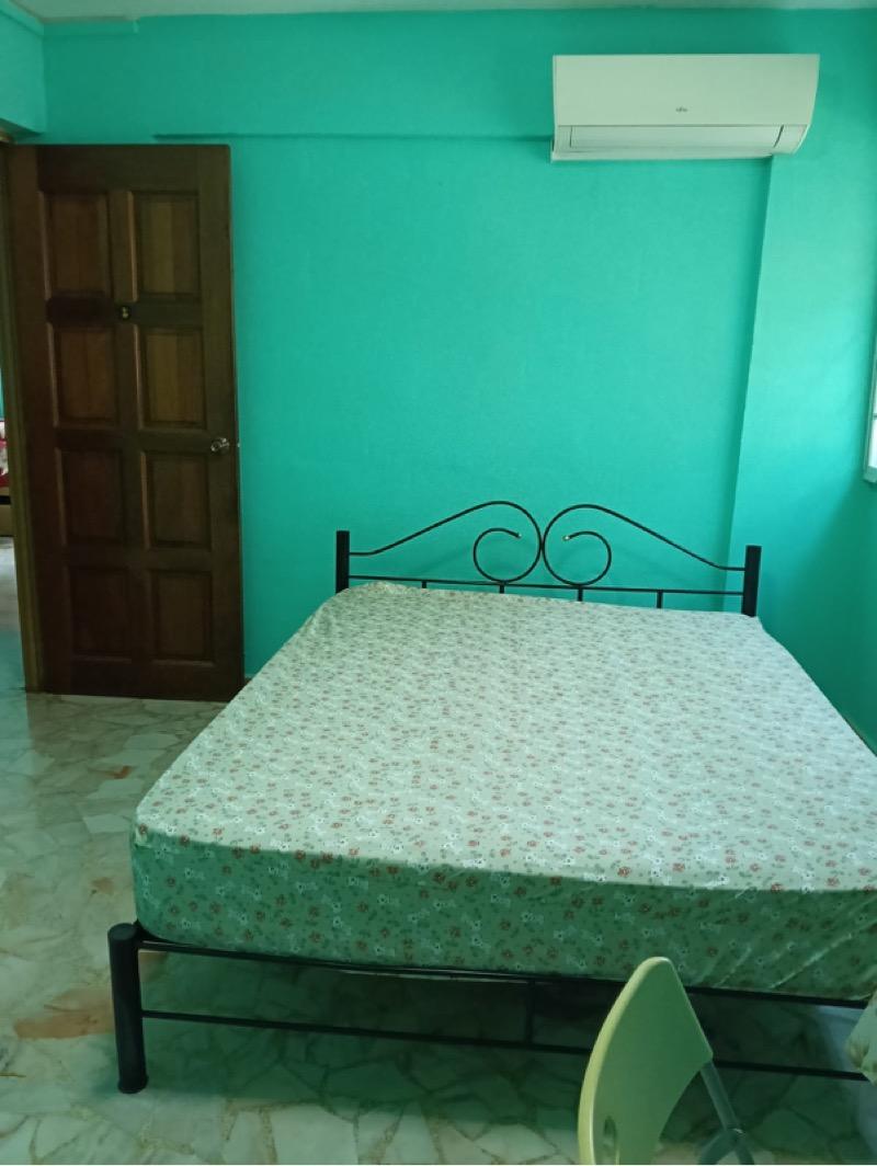 215 Serangoon Avenue 4 HDB Apartment Room Rental, $900, 1 Bed 1 Bath 107 sqft $8.41 psf