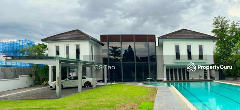 First Avenue, Bukit Timah