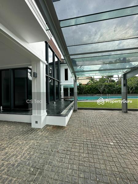 First Avenue, Bukit Timah