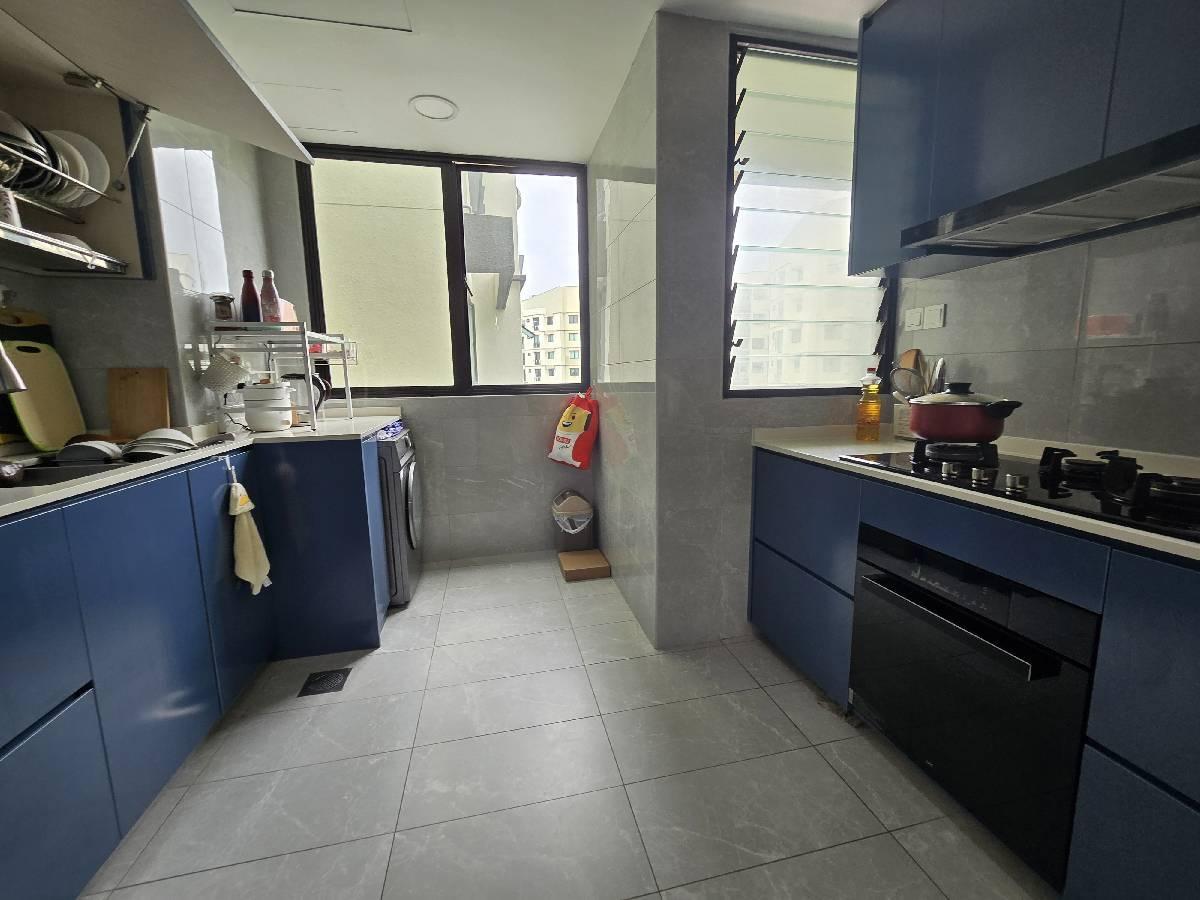 Simei Green Condominium Condominium Room Rental, $2,100, 1 Bed 1 Bath 200 sqft $10.50 psf