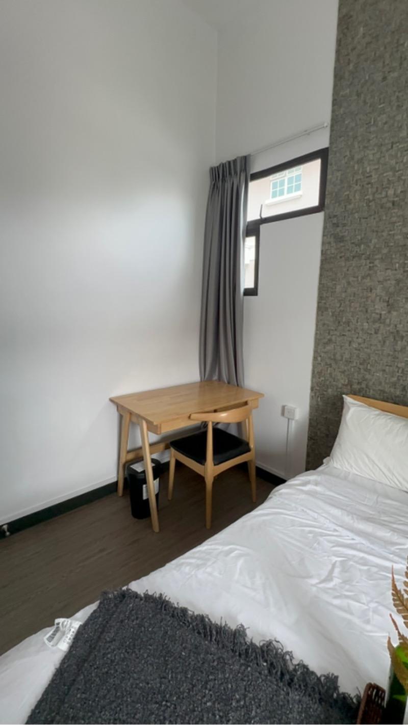 196 tembeling road Detached House Room Rental, $899, 1 Bed 1 Bath 150 sqft $5.99 psf